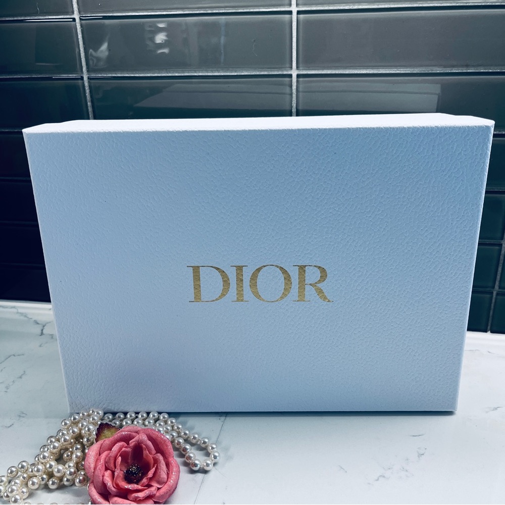 Dior Empty Gift Box + Ribbon - Picture 2 of 5